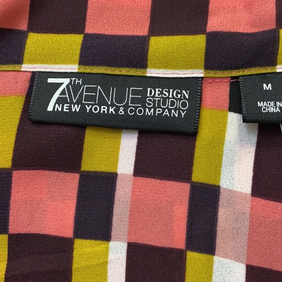 NY&C Knotted Waist With Tie Neck Squares Blouse - Picture 5 of 5